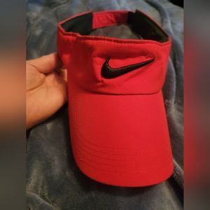 NIKE visor